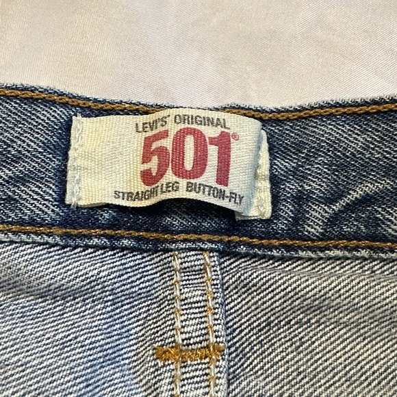 Levi’s 501 Straight Leg Button Fly Jeans 33x32 - Picture 5 of 8